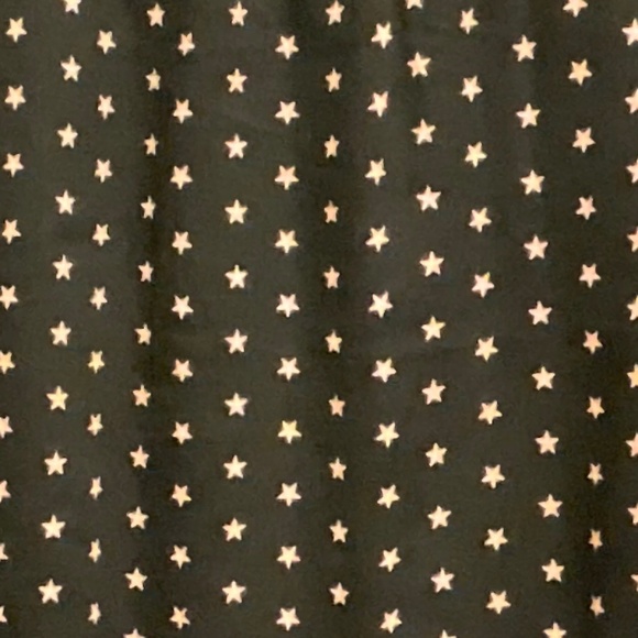 Gap kids Boho blouse black with light pink star pattern. Size 8-9 - Picture 5 of 7